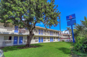 Motel 6-Chino, CA - Los Angeles Area